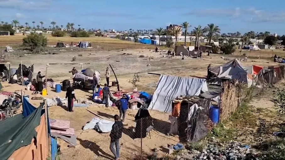 نزوح 400 ألف فلسطيني في غزة منذ انهيار الهدنة