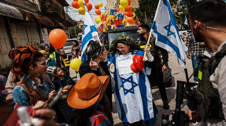 إسرائيل.. ابنة وزيرة الاستيطان تكشف تعرضها للاعتداء الجنسي من والديها