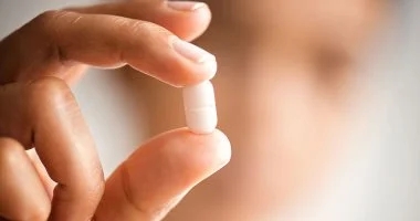 أيهما أفضل تناول الفيتامينات على معدة فارغة أم مع الطعام