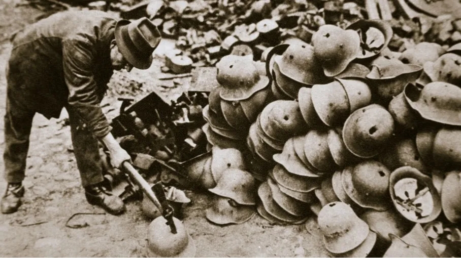 نهايات مأساوية لشعوب وافقت على نزع سلاحها.. ماذا عن طالبان؟