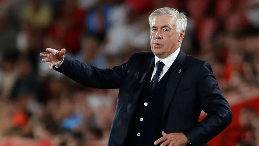 الهلال السعودي يغري أنشيلوتي بـ50 مليون يورو سنويا