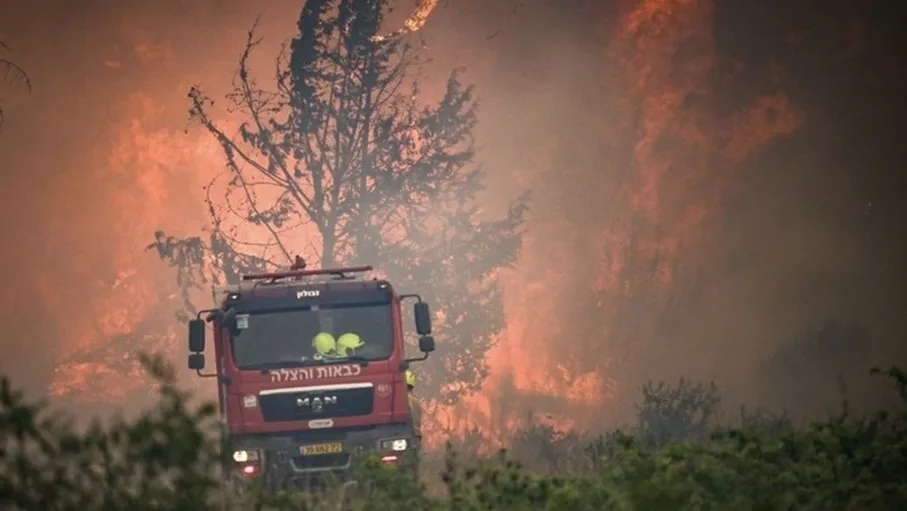 تجدد الحرائق قرب مدينة القدس والاحتلال يستنفر طواقمه