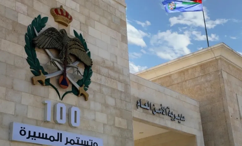 العثور على جثة ستيني داخل مركبته