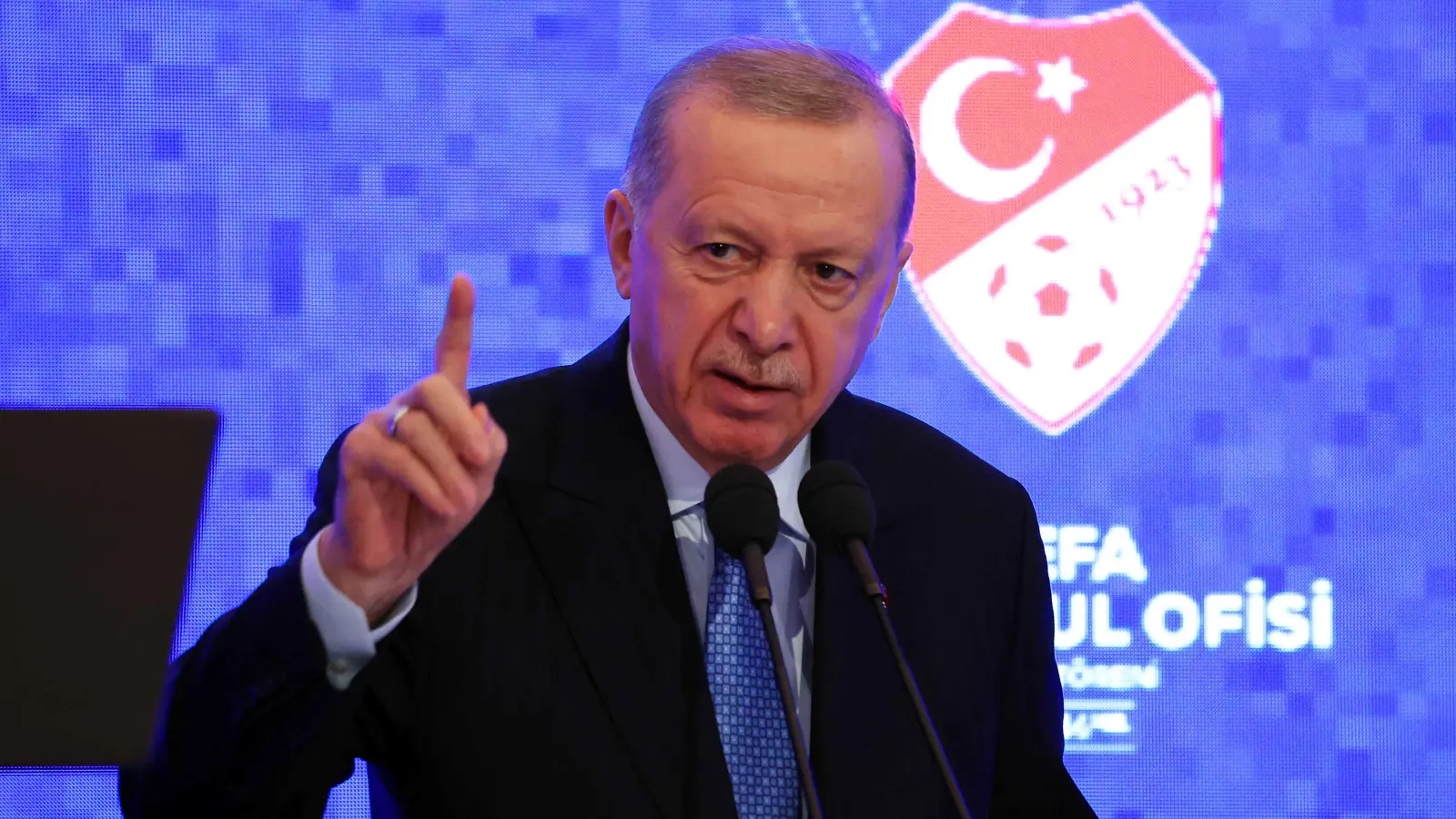 أردوغان: حزب العمال الكردستاني سيحل اليوم أو غدا