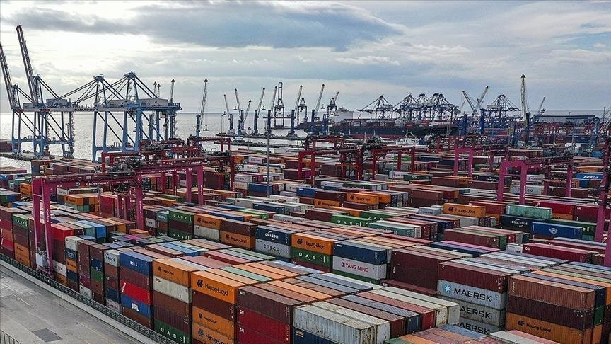 نمو صادرات الأردن من المجوهرات والألبسة والأسمدة حتى نهاية شباط