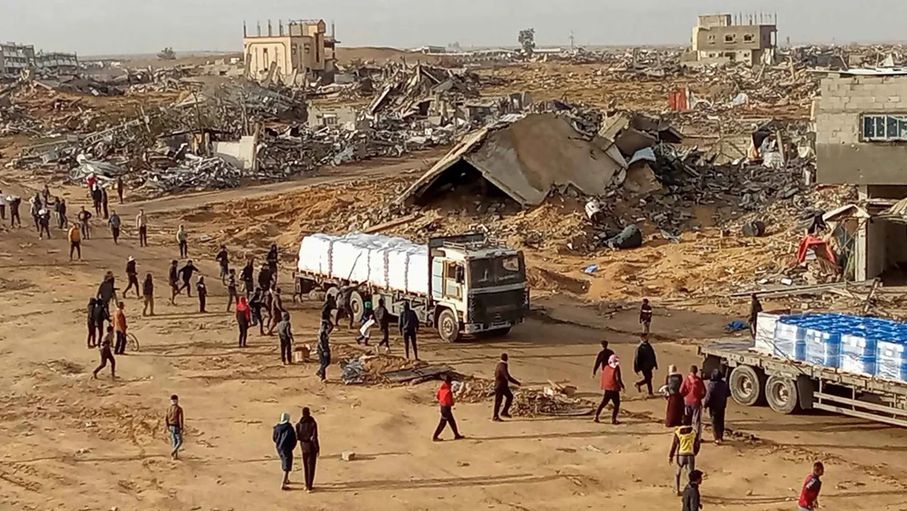 إسرائيل توافق على استئناف إدخال المساعدات الإنسانية إلى غزة