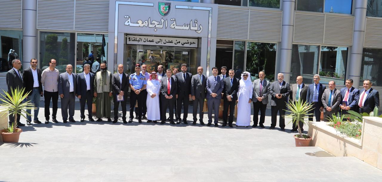 رئيس جامعة البلقاء التطبيقية يرعى احتفال الجامعة بيوم الاستقلال ومعرضا للجاليات الطلابية العربية