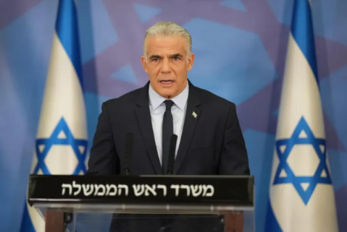 زعيم المعارضة الإسرائيلية: الليلة الماضية كانت صعبة للغاية بفعل وابل قاتل من إيران
