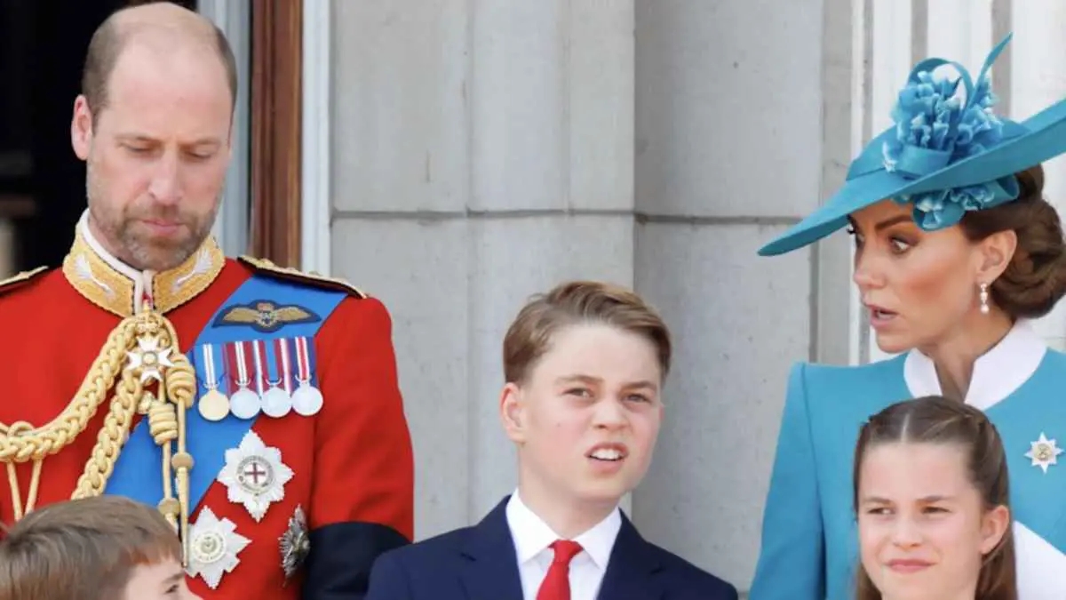 قارىء شفاه يكشف أمر كيت ميدلتون الحازم لابنها في عيد الملك