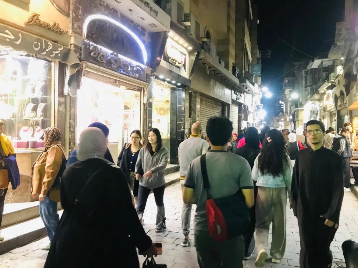 رسميا.. الحكومة المصرية تُعلن مواعيد غلق المحلات والمولات