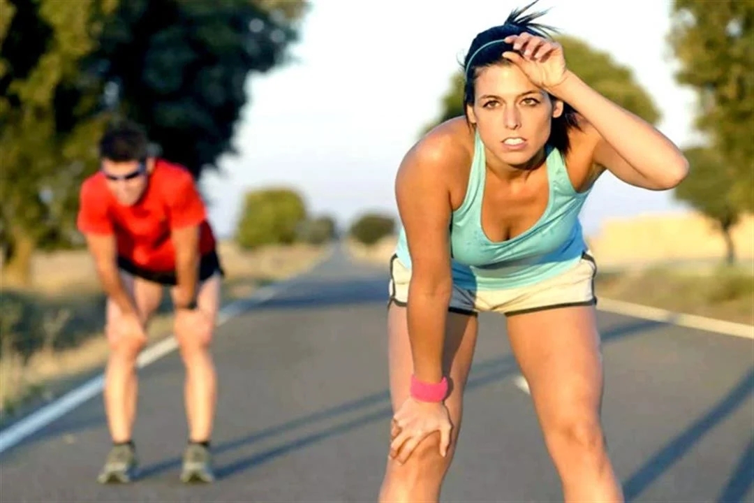 خطوات مهمة فى تمرينك بالطقس الحار.. علامات انتبه لها