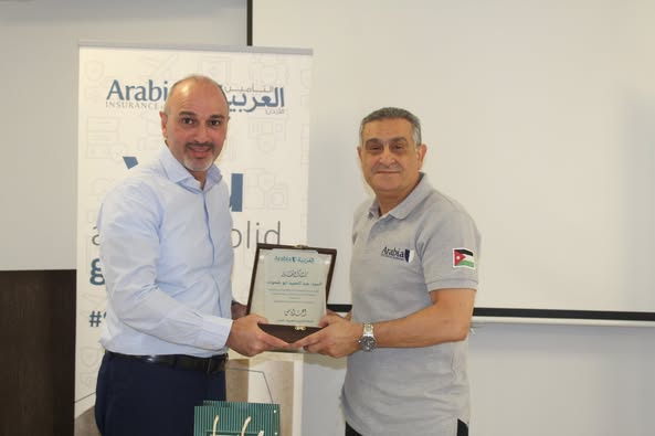 تضعف ذاكرة الأطفال.. تحذير من مادة تتسلل عبر الطعام والطلاء