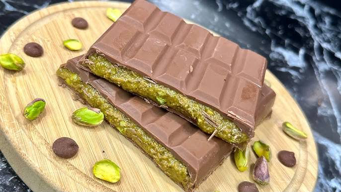 شوكولاتة دبي تتسبب في تهافت الشركات السويسرية على الفستق الحلبي