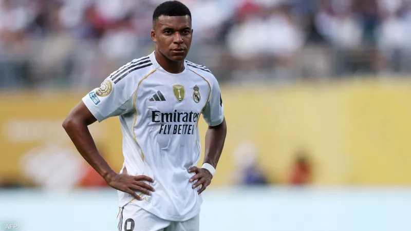 مبابي يواجه تحقيقا يتعلق بدفع مبالغ كبيرة لضباط في الشرطة