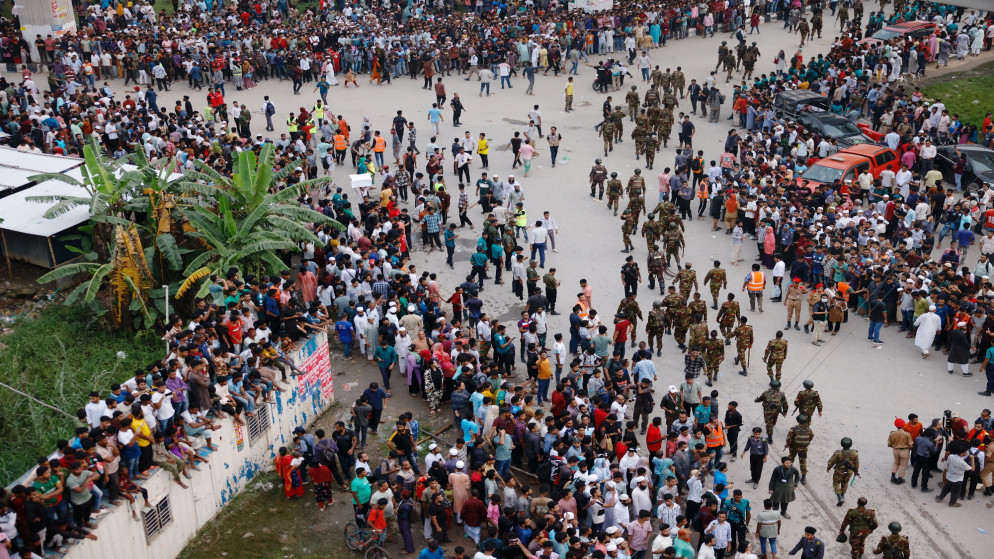 19 وفاة في بنغلادش بعد تحطم طائرة للقوات الجوية في مجمع تعليمي