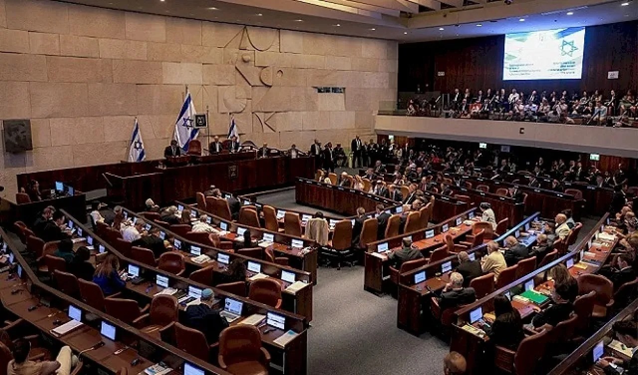 نائبة في الكنيست: مبادرة فرض السيادة الإسرائيلية على الضفة الغربية ليست قانوناً ملزماً بل رسالة للجمهور