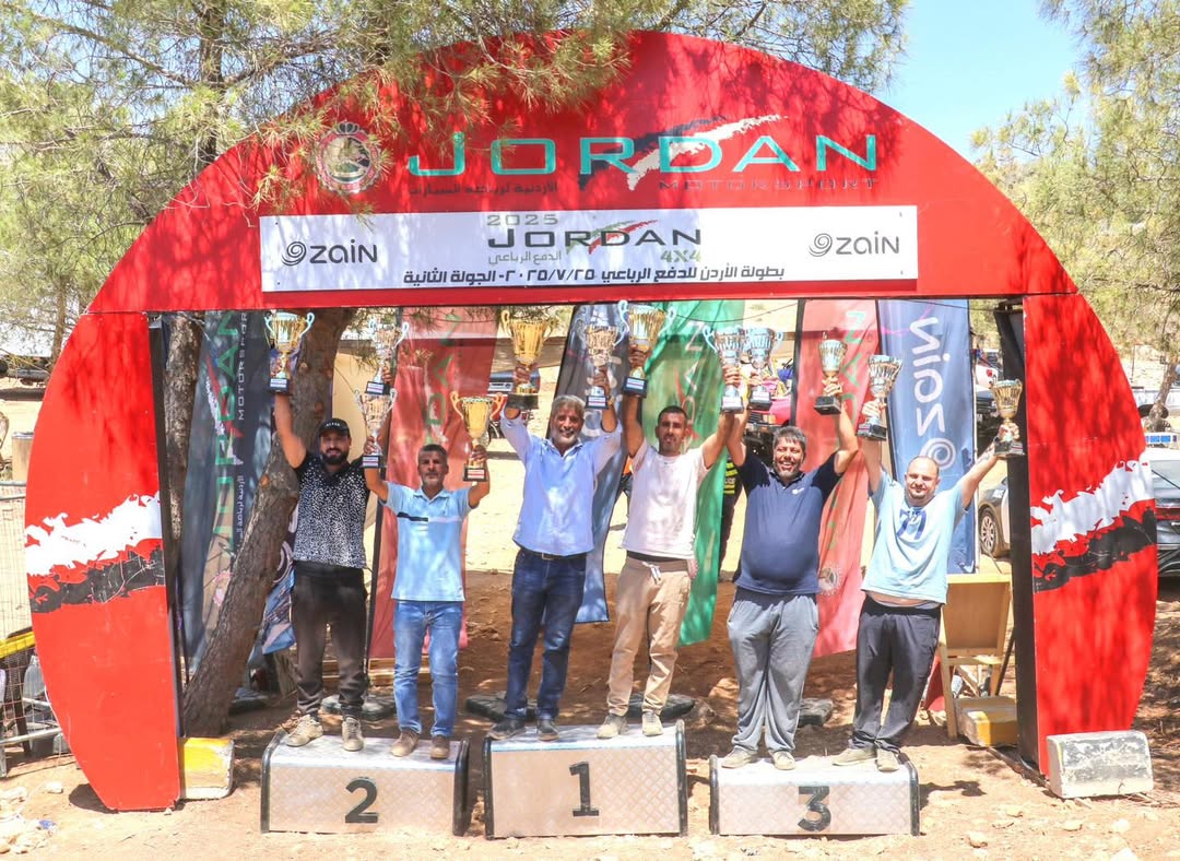 تتويج سائق فلسطيني بلقب الجولة الثانية من بطولة الأردن لسباقات الدفع الرباعي