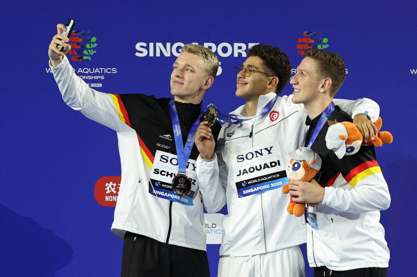 التونسي الجوادي يحرز ذهبية بطولة العالم للسباحة بعد صراع مع الاكتئاب