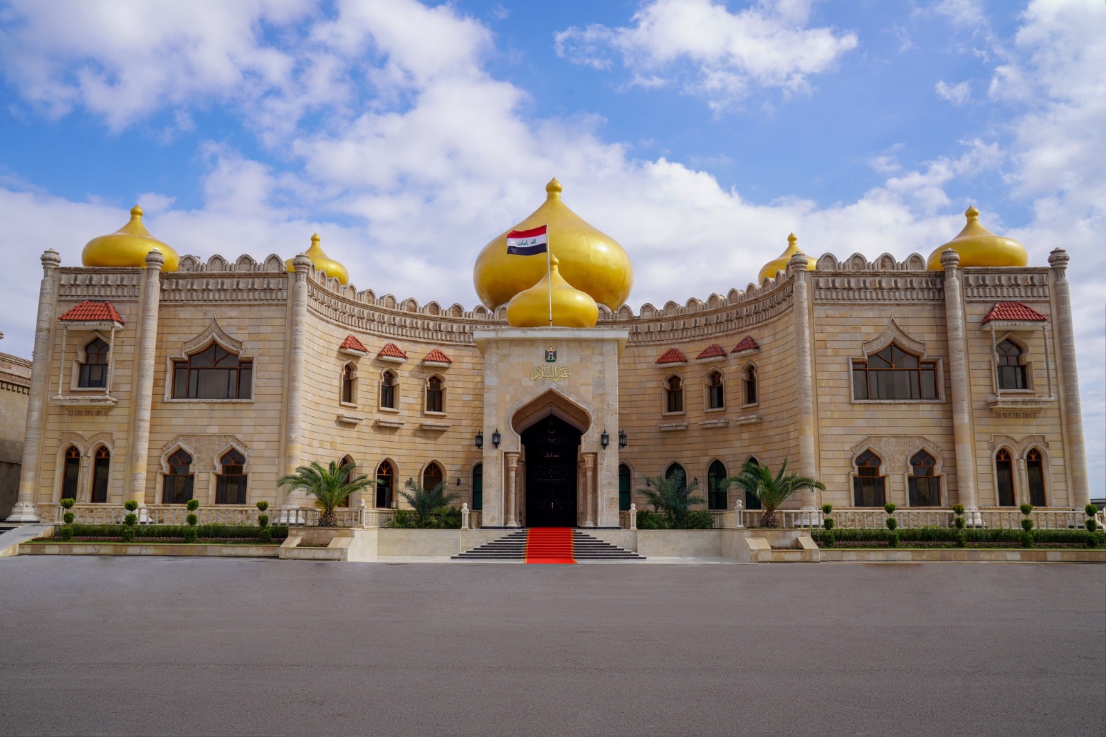 الرئاسة العراقية تصدر بيانا حول فيديو متداول لهدية من رئيس الجمهورية