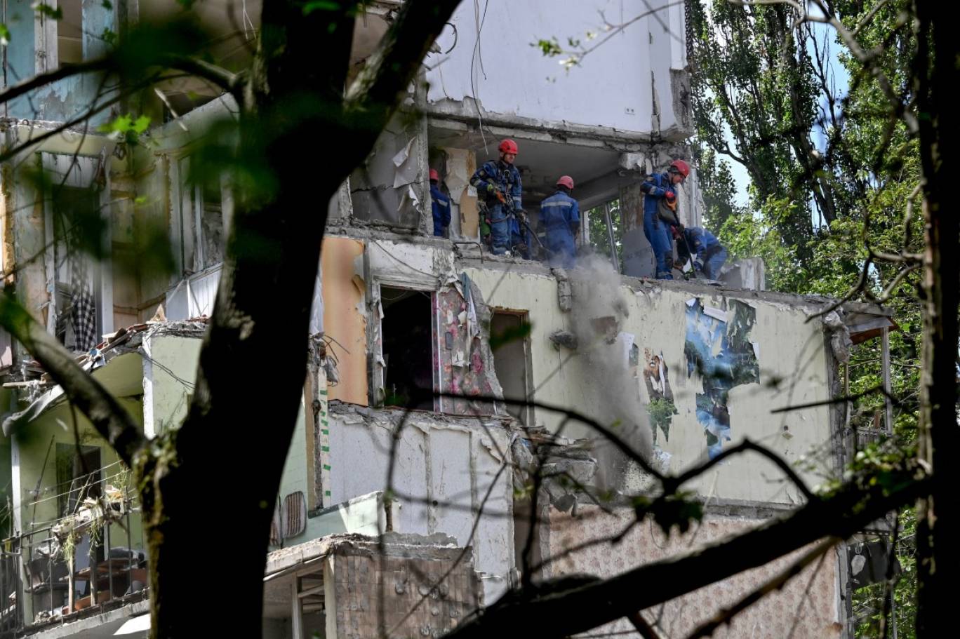 أوكرانيا: إصابة 7 بهجوم صاروخي روسي على ميكولايف