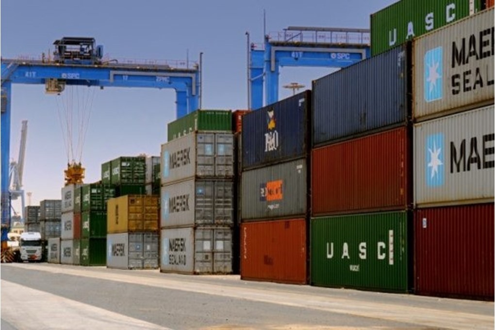 شركات التخليص تنجز 536 ألف بيان جمركي بالنصف الأول من 2025