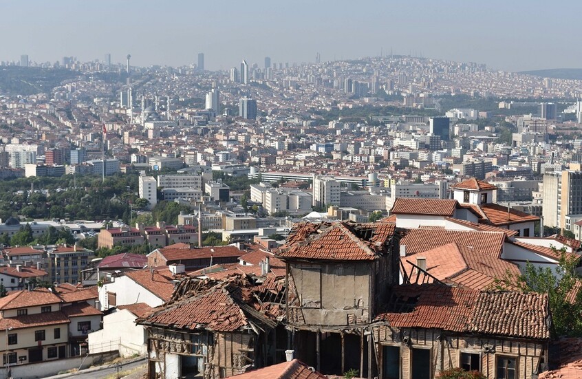 زلزال يضرب العاصمة التركية أنقرة