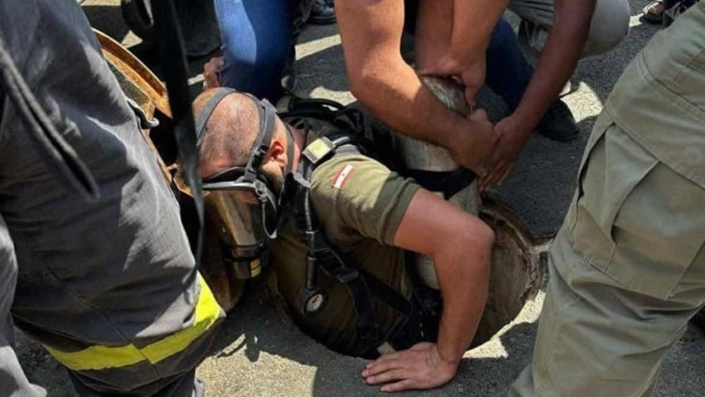 انقطاع الأكسجين يقتل 3 عمّال داخل مصرف مجارٍ في لبنان