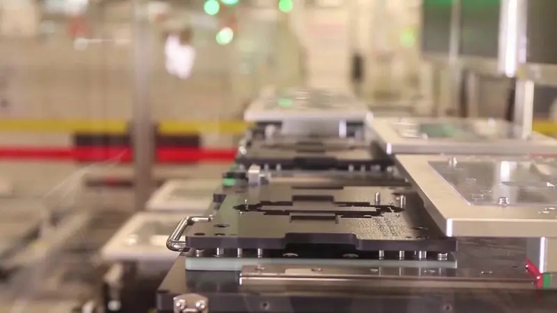 الصين تطلق أول آلة طباعة حجرية إلكترونية محلية الصنع