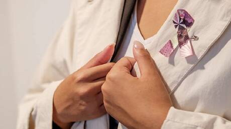 طبيبة تفند أبرز الخرافات عن سرطان الثدي