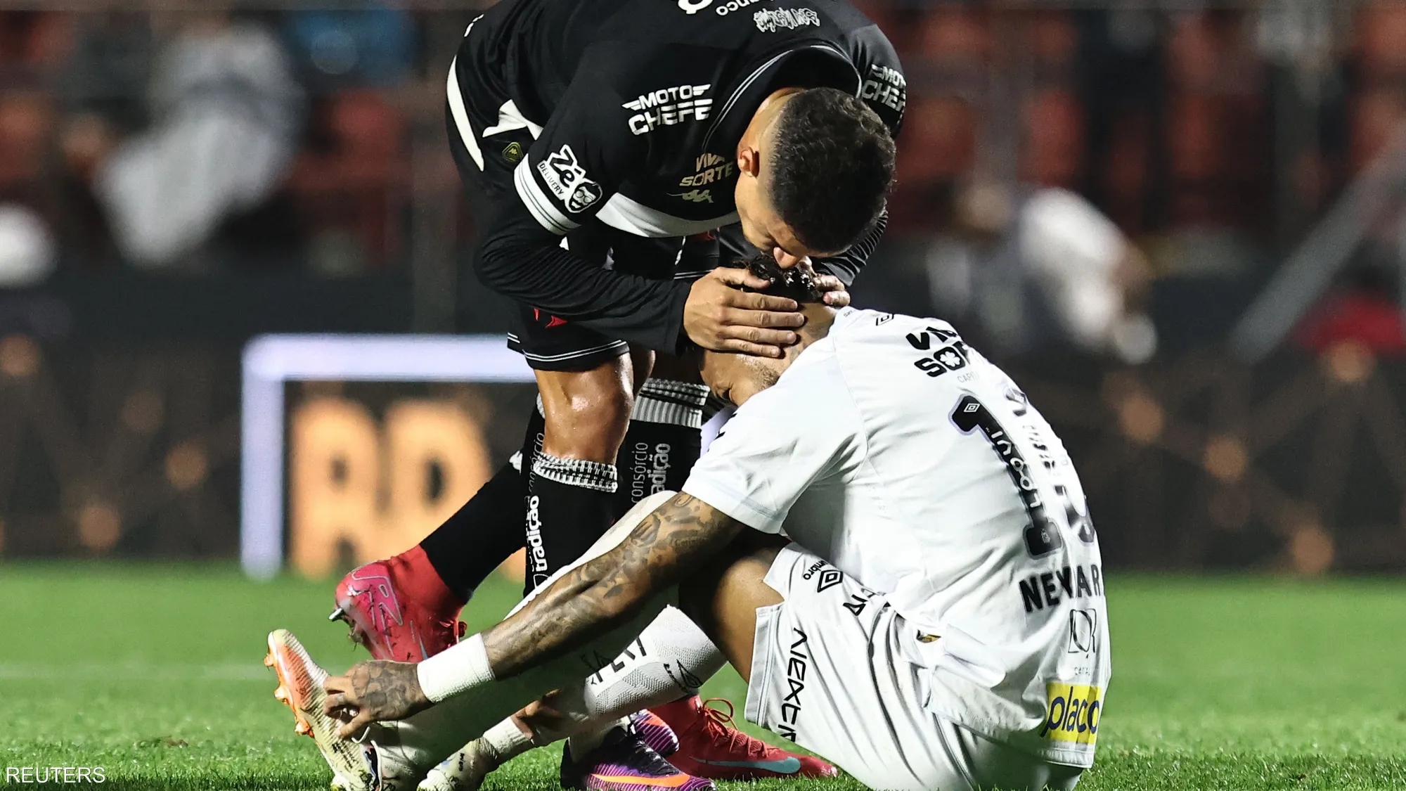 بالفيديو.. نيمار ينهار باكيا بعد أكبر خسارة في مسيرته