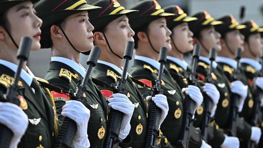 الصين تكشف عن ترسانة متطورة في عرض عسكري ضخم ببكين مطلع أيلول