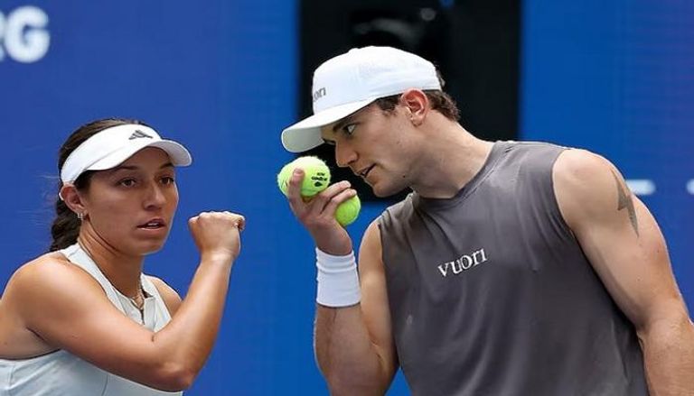 بسبب «تعليق وقح».. جيسيكا بيغولا توبخ درابر في «أمريكا المفتوحة»