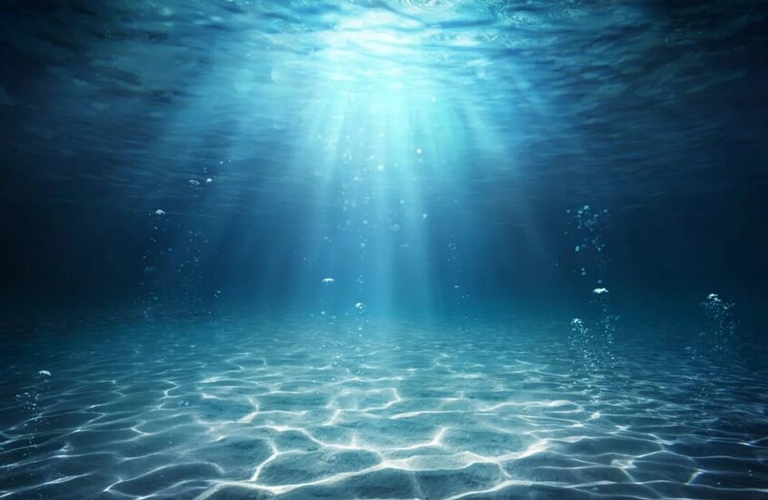 مصر تعلن عن اكتشاف استثنائي وتاريخي تحت الماء