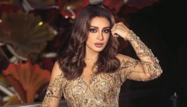 خطأ طبي سبب معاناة أنغام.. طبيب مصري يكشف مفاجأة