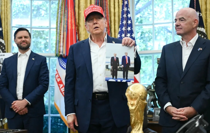 ترامب مستاء من بوتين وزيلينسكي