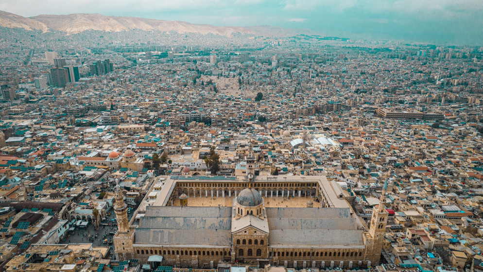 الجيش الإسرائيلي ينفذ إنزالا جويا على قمة تل استراتيجي جنوب غربي دمشق