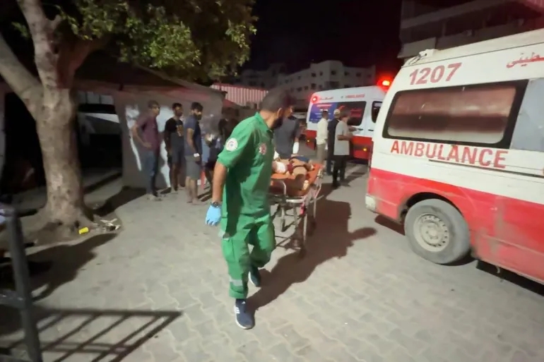 21 شهيدا في غارات إسرائيلية على منازل وخيام نازحين بالقطاع منذ فجر اليوم