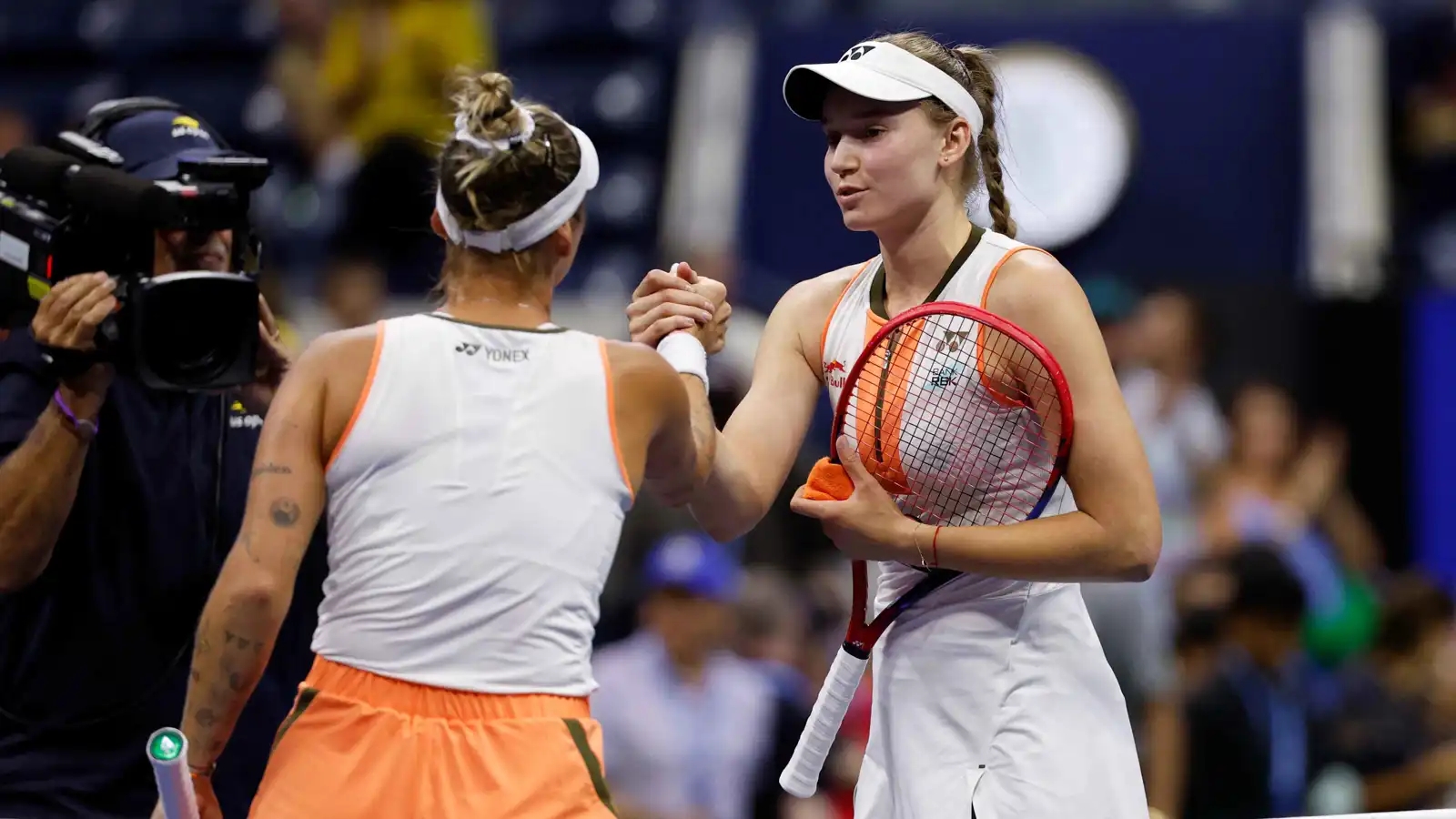 فوندروسوفا تقصي ريباكينا وتصطدم بسابالينكا في ربع نهائي أمريكا المفتوحة