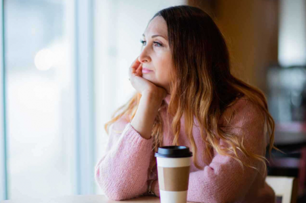 لماذا نشعر بالذنب حين نستمتع من دون أطفالنا؟