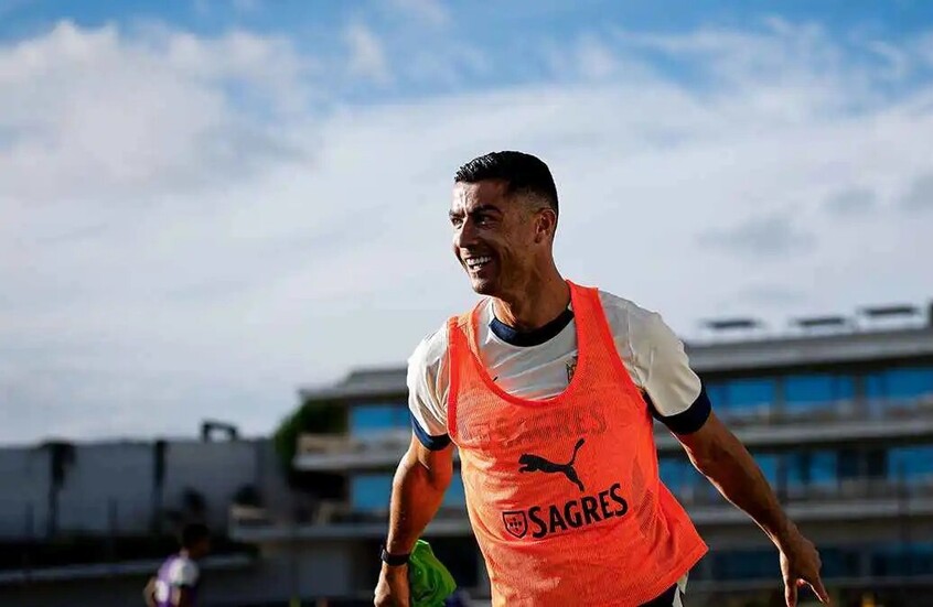 شاهد.. قفزة أسطورية.. كريستيانو رونالدو يكرر قفزته التاريخية بعد 6 أعوام (صورة  فيديو)