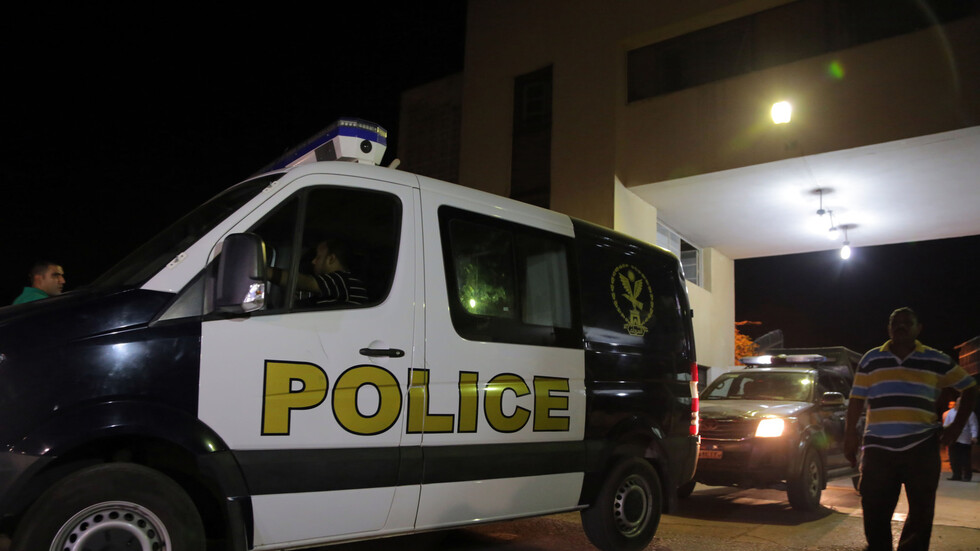 21 طعنة للأم.. شاب مصري يرتكب مذبحة عائلية في البحر الأحمر