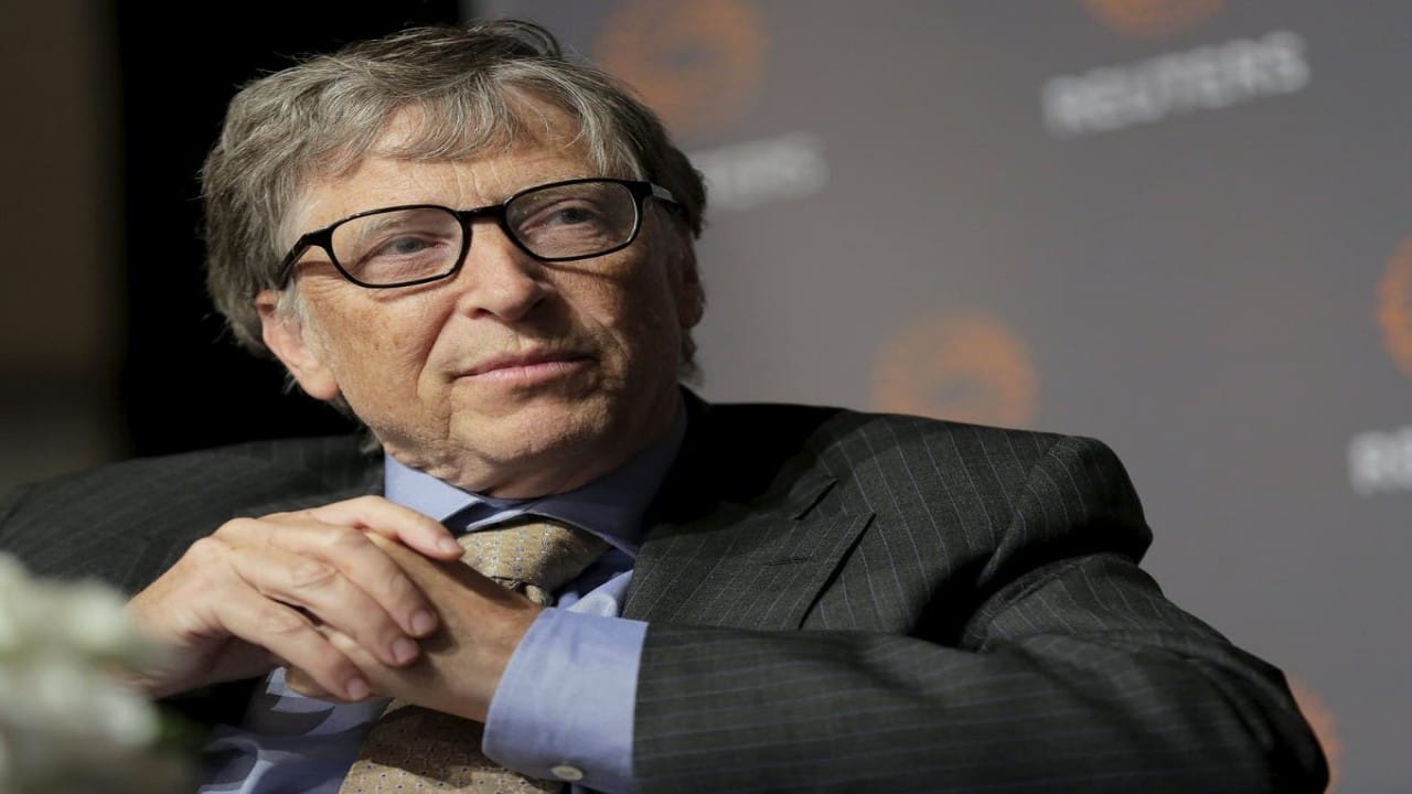 بيل غيتس يكشف عن الوظيفة الوحيدة التي لن يحل الذكاء الاصطناعي محلها أبداً