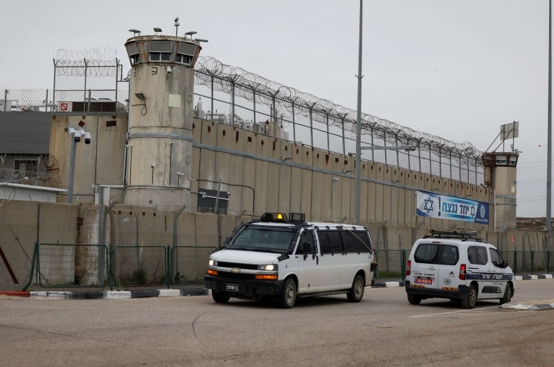 محكمة إسرائيلية: الحكومة لا تقدم طعاما كافيا للفلسطينيين في السجون