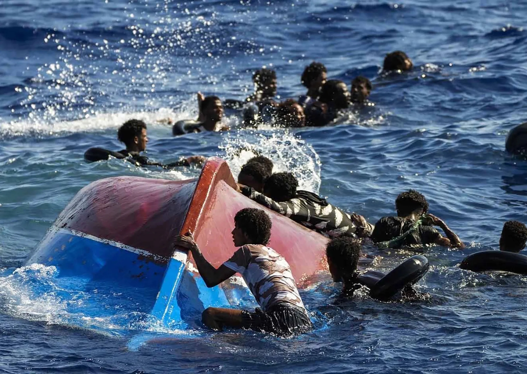 موريتانيا .. إنقاذ 119 مهاجرا من موت محقق بينهم 11 امرأة