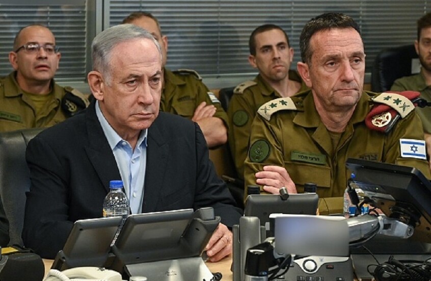 الكشف عما حاولوا إخفاءه.. رئيس أركان إسرائيلي سابق يكشف إحصائية مرعبة لضحايا غزة