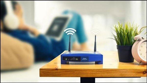 لا تضع الراوتر قرب هذه الأشياء.. 6 عوامل خفية تضعف إشارة الإنترنت