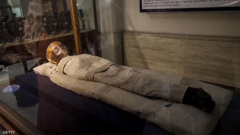 عطر المومياوات.. عبير أبدي يفوح بأسرار الفراعنة القدماء