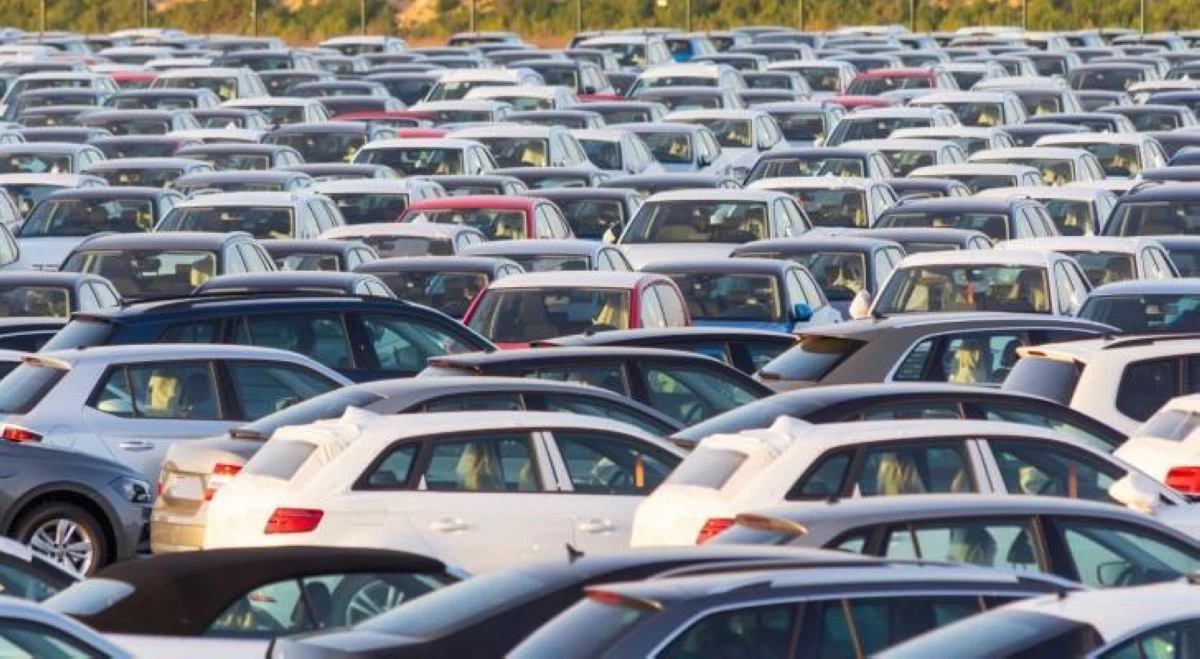 إعفاء مركبات الكهرباء والهايبرد المُجمركة قبل 28 حزيران من ضريبة المبيعات