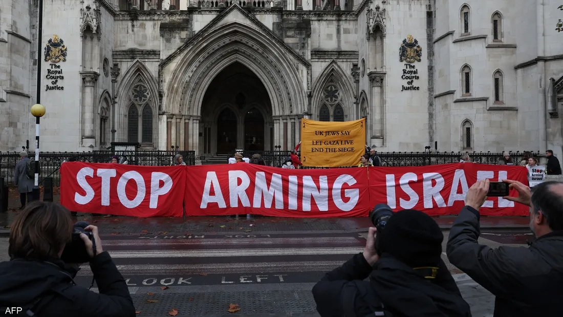 وزارة الدفاع البريطانية تمنع تسجيل طلبة إسرائيل للدراسة