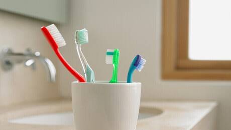 كيفية اختيار فرشاة الأسنان المناسبة